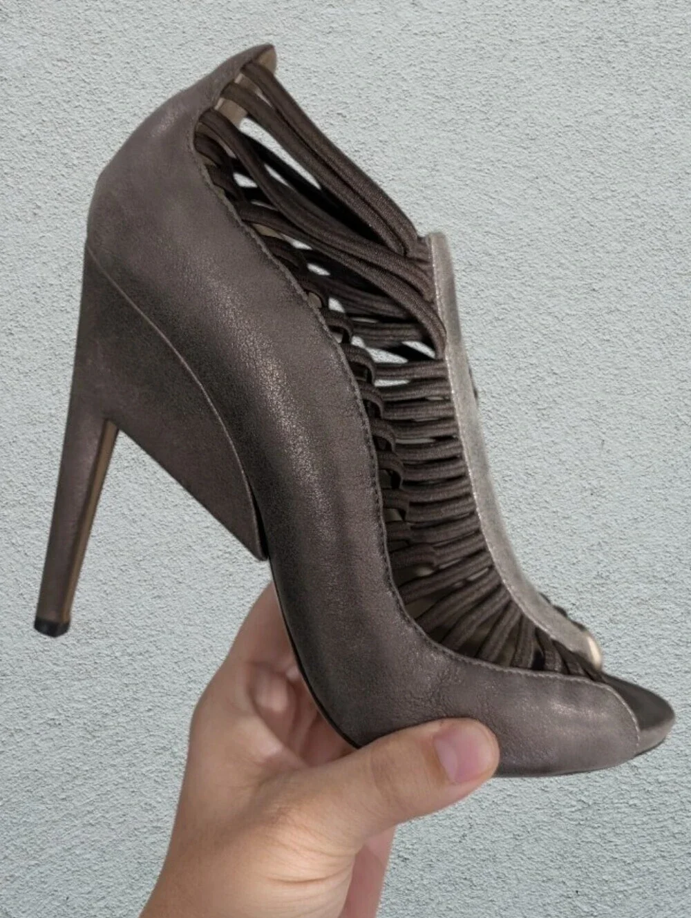 Nicholas Kirkwood Peep Toe Cage Pumps Bronze Women's 7.5